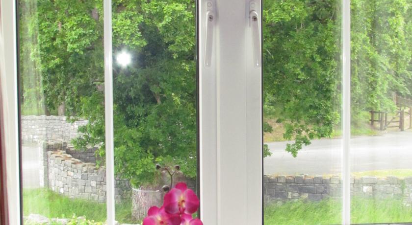 Gate Lodge B&B Portumna Phòng bức ảnh