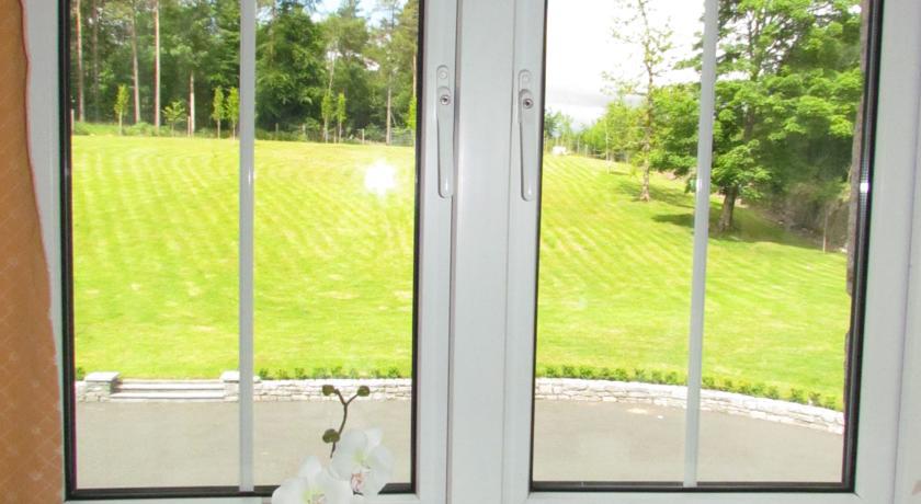 Gate Lodge B&B Portumna Phòng bức ảnh