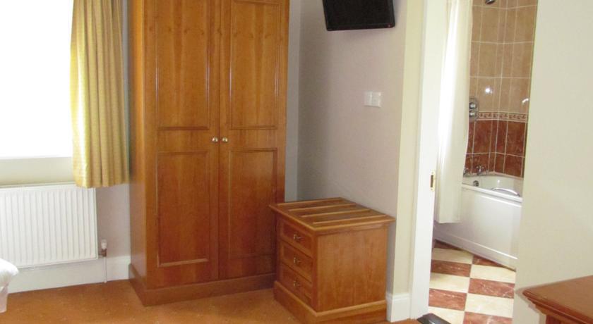 Gate Lodge B&B Portumna Phòng bức ảnh