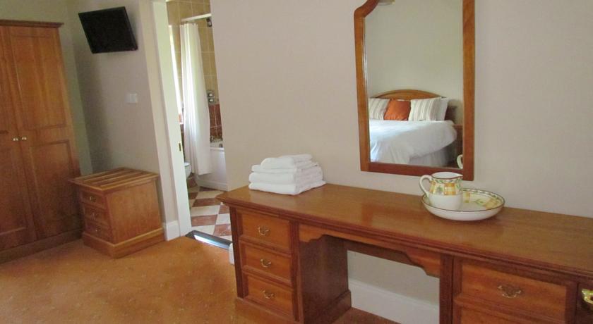 Gate Lodge B&B Portumna Phòng bức ảnh
