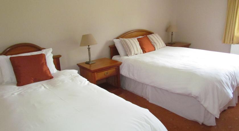 Gate Lodge B&B Portumna Phòng bức ảnh