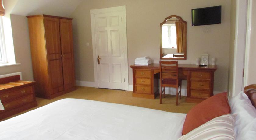 Gate Lodge B&B Portumna Phòng bức ảnh