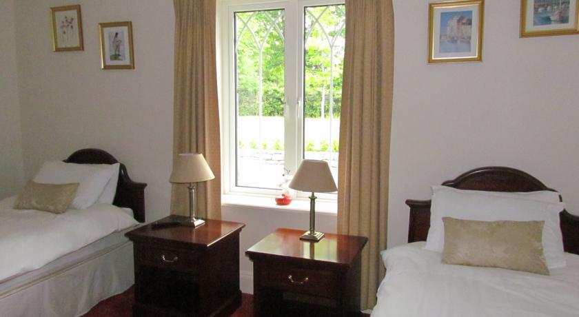 Gate Lodge B&B Portumna Phòng bức ảnh