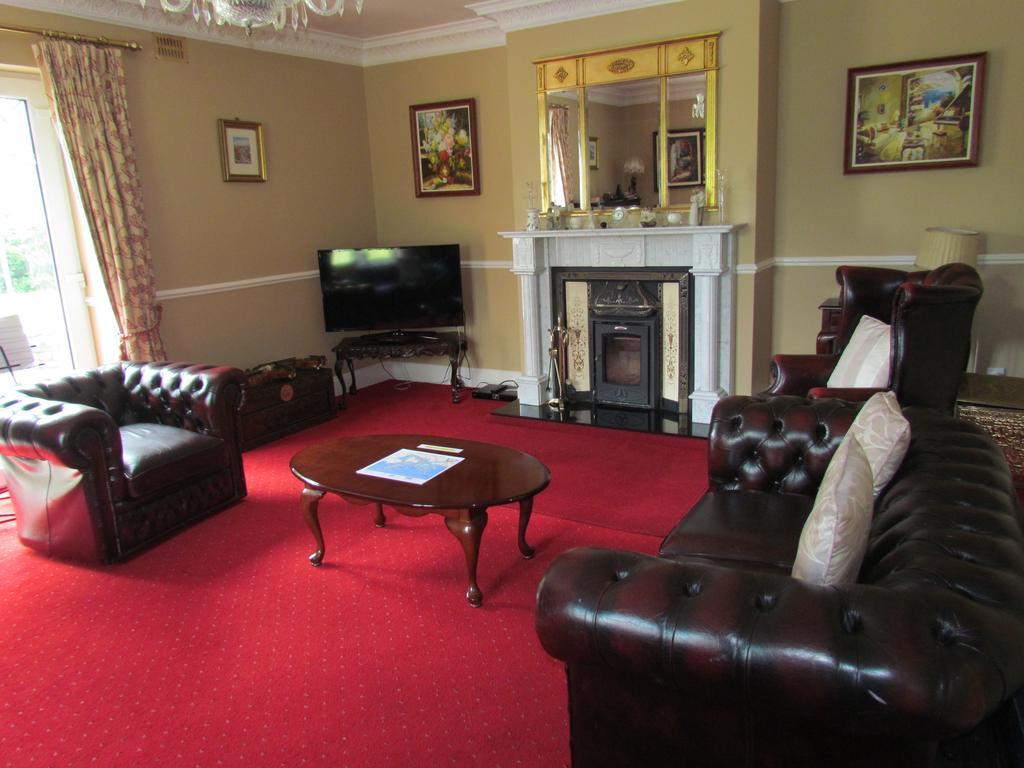 Gate Lodge B&B Portumna Ngoại thất bức ảnh
